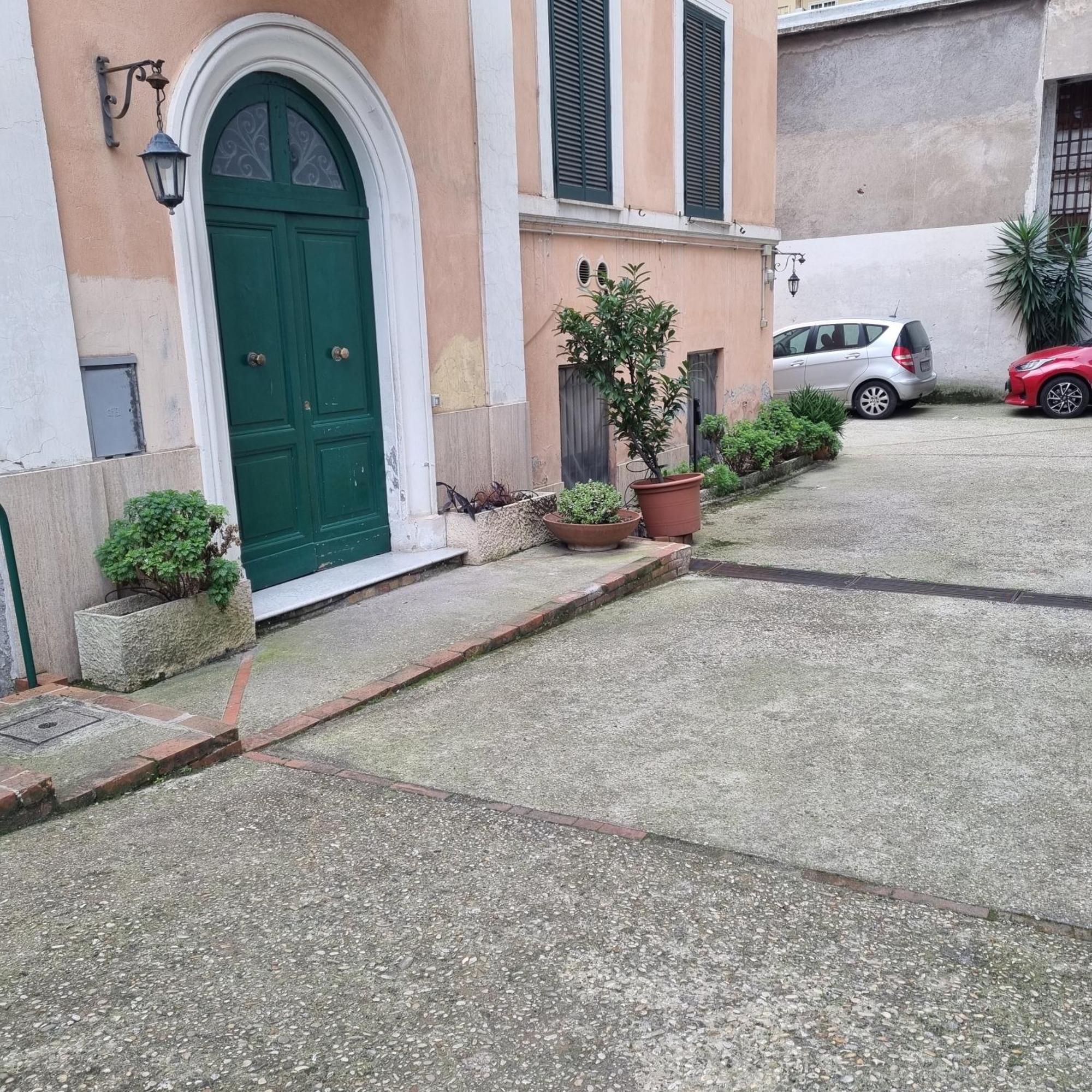 Apartment Happy House Tiburtina Rom